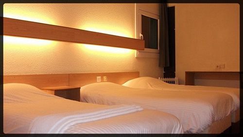 Hotel De La Basse Sambre 2*