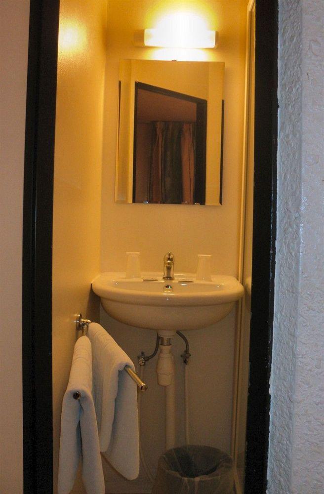 Hotel De La Basse Sambre 2*